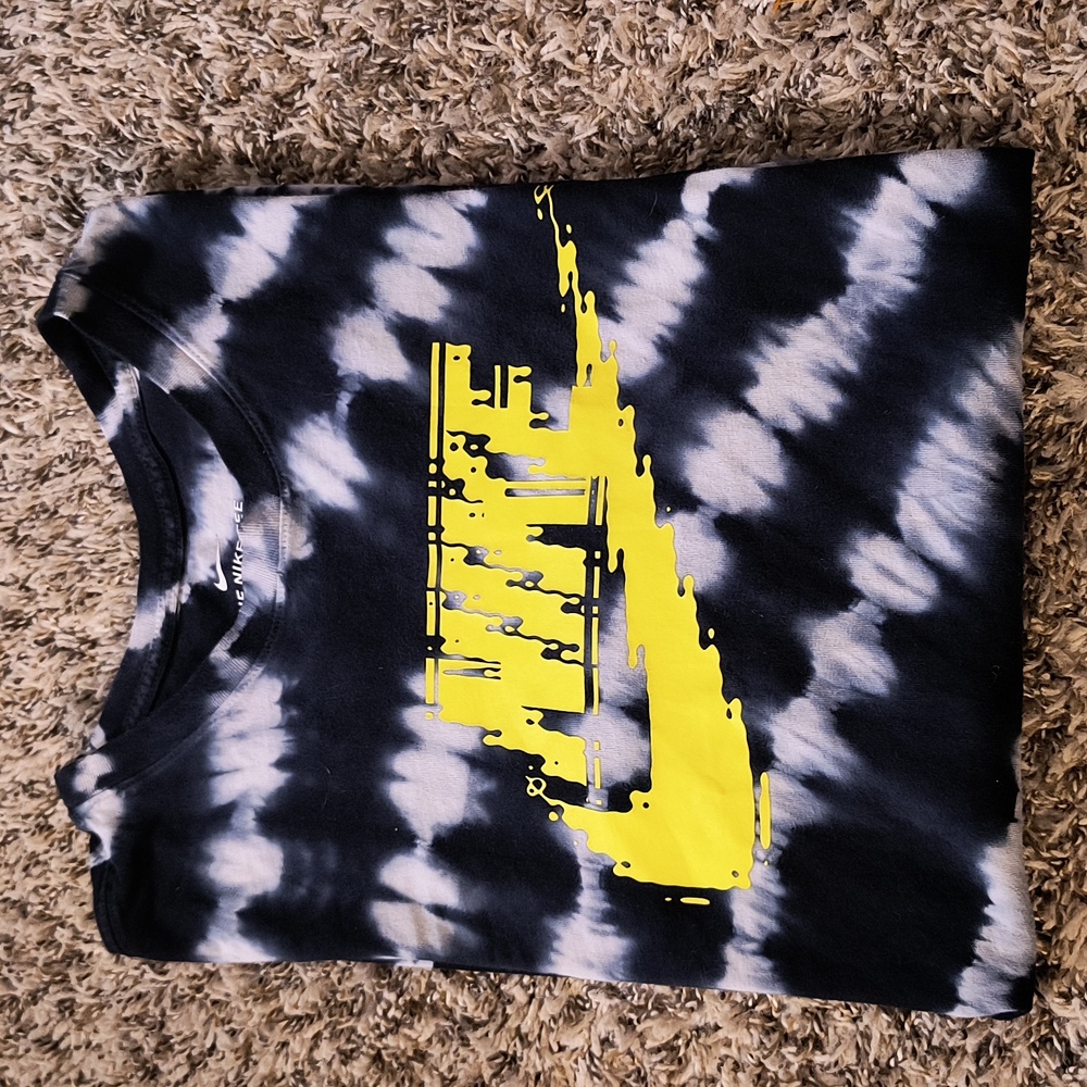 Nike Tie-Dye T-Shirt with Yellow Logo